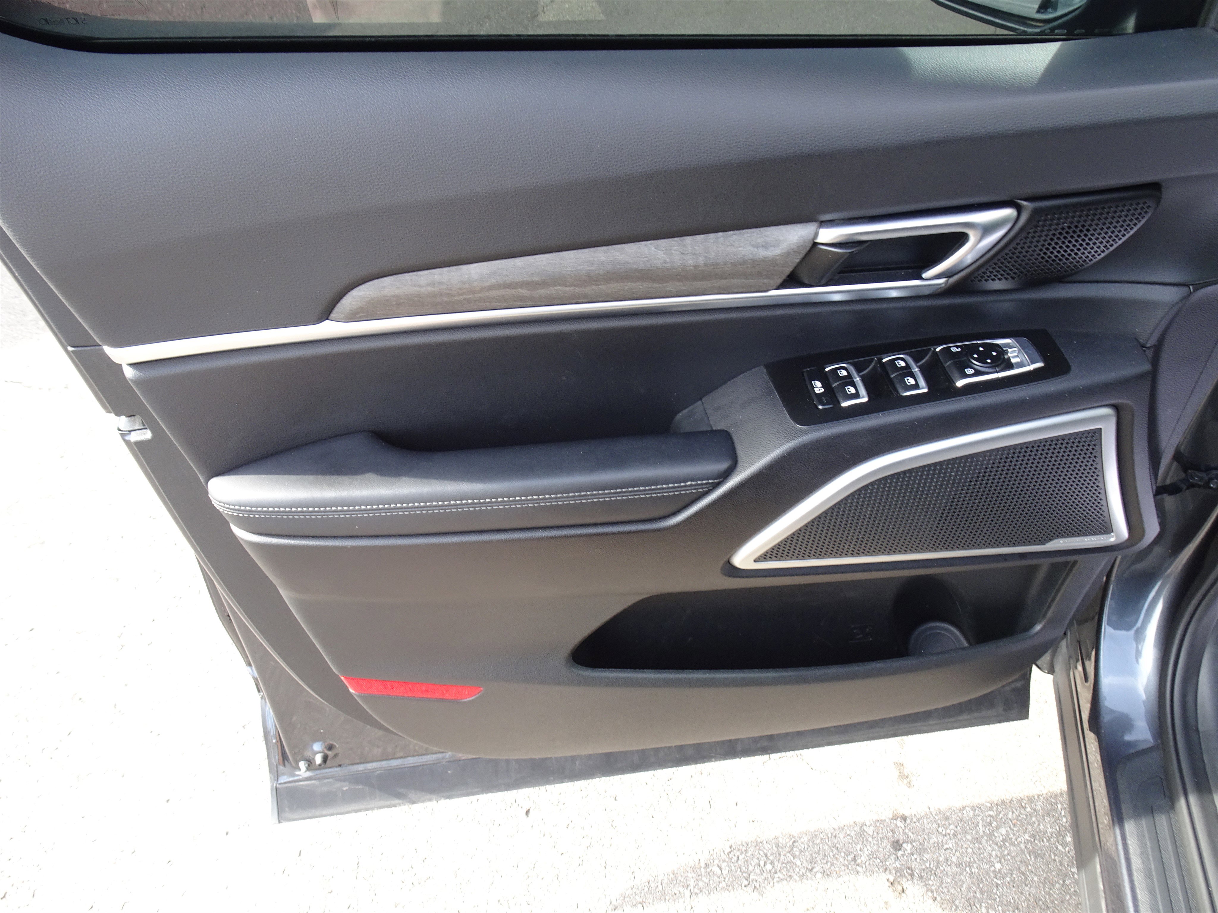 Used 2022 Kia Telluride EX w/ EX Premium Package image 14
