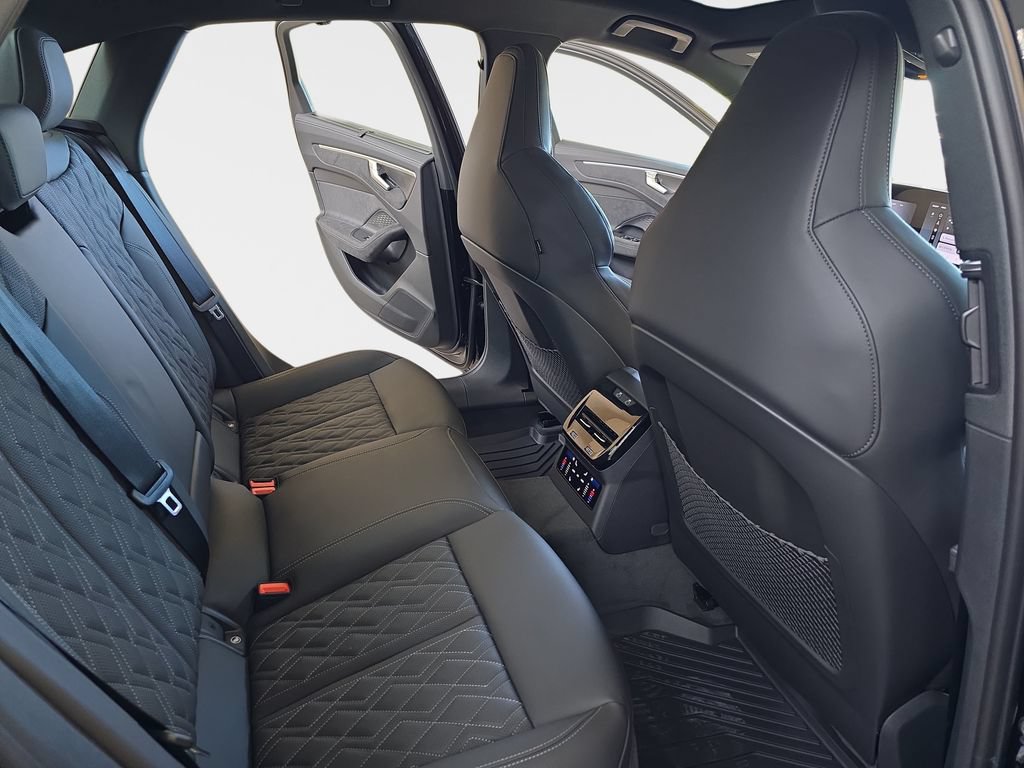 New 2026 Audi A6 Prestige AWD/4WD image 11