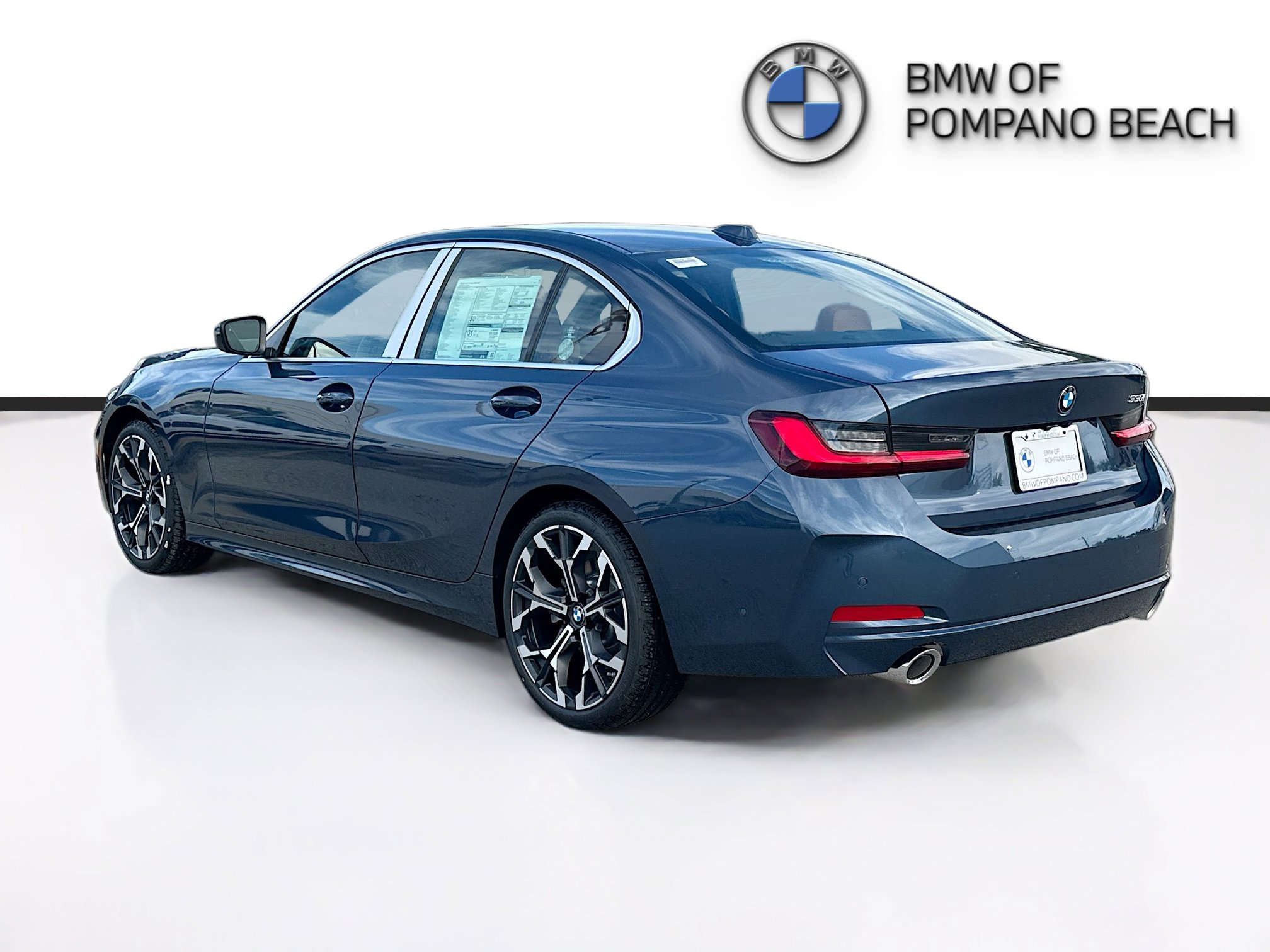 New 2026 BMW 330i Sedan w/ Premium Package image 4