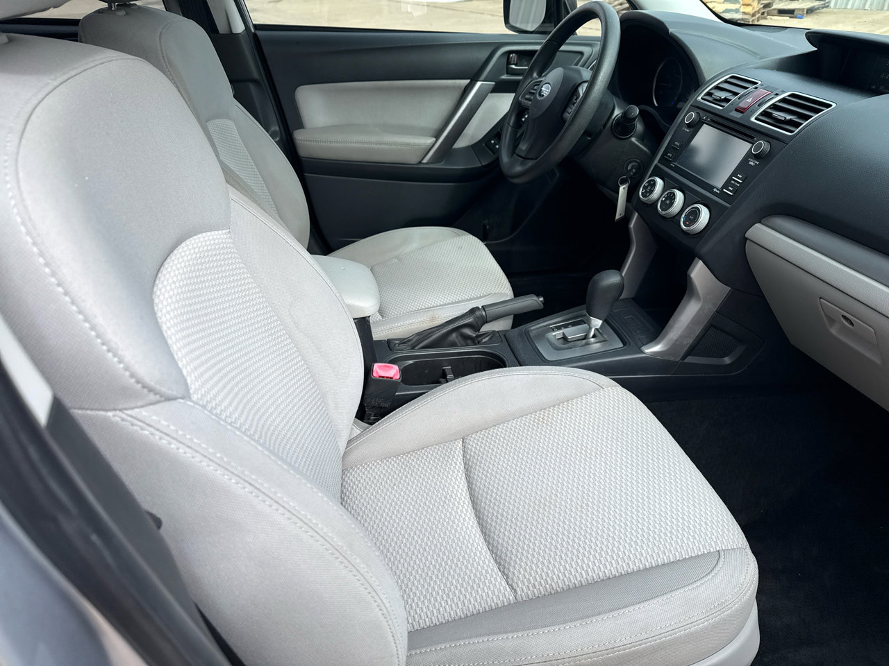 Used 2016 Subaru Forester 2.5i w/ Alloy Wheel Package image 46