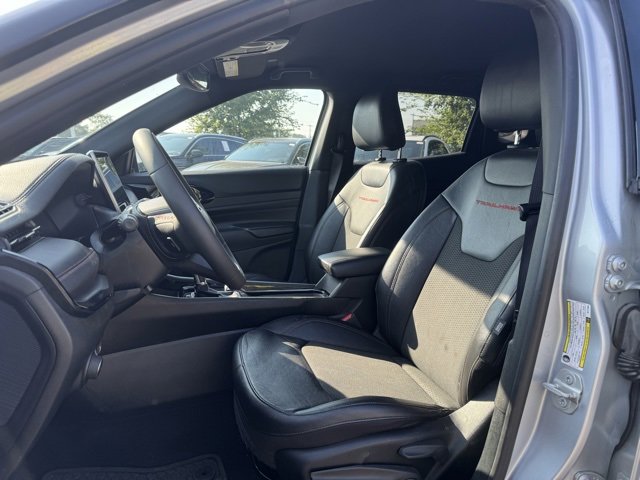 Used 2024 Jeep Compass Trailhawk image 10