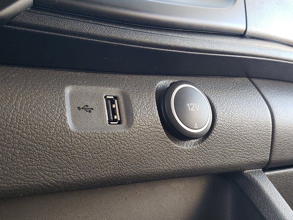 Certified 2022 Ford Transit 250 Low Roof w/ Exterior Upgrade Package image 21