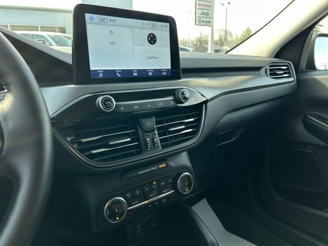 Used 2023 Ford Escape Active image 41