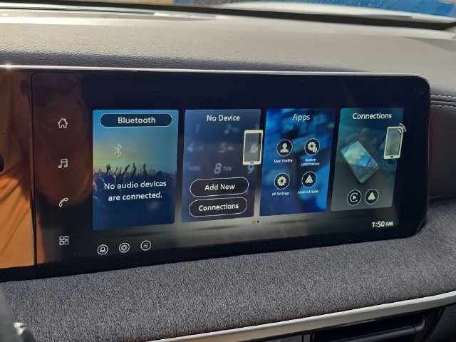 New 2026 Nissan Kicks SV w/ SV Premium Package FWD image 26