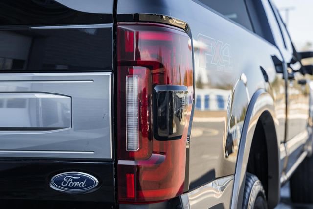 Used 2022 Ford F250 King Ranch image 8