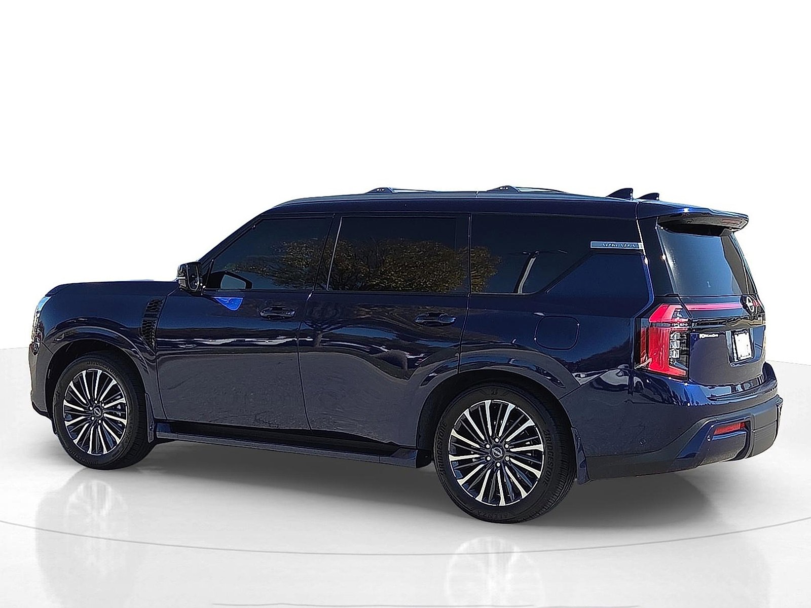 Used 2025 Nissan Armada Platinum Reserve w/ Convenience Package image 4