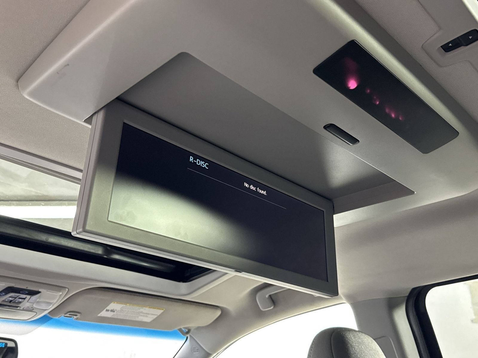 Used 2017 Toyota Sienna Limited Premium AWD/4WD image 46