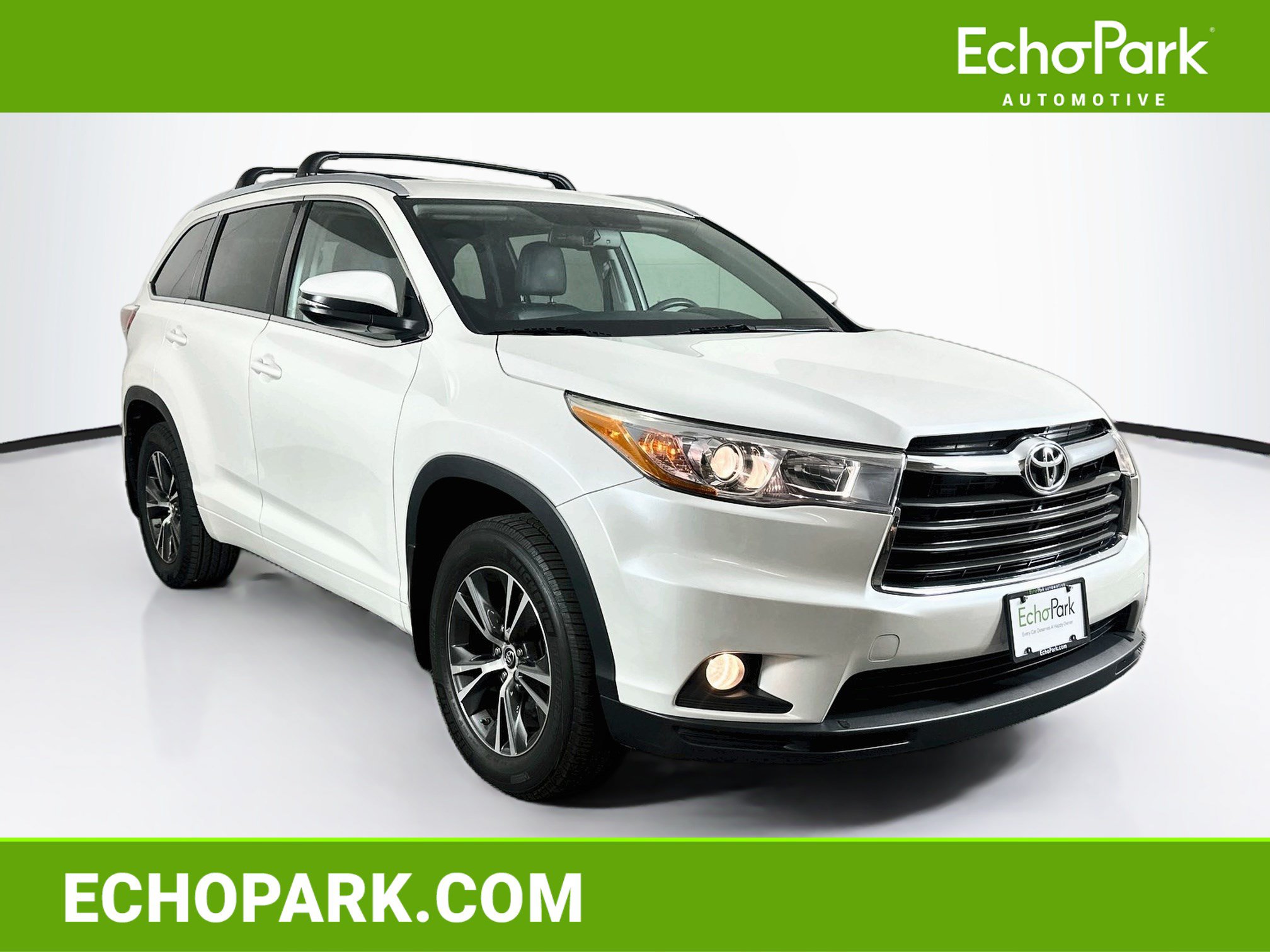 Used 2016 Toyota Highlander XLE AWD/4WD image 1