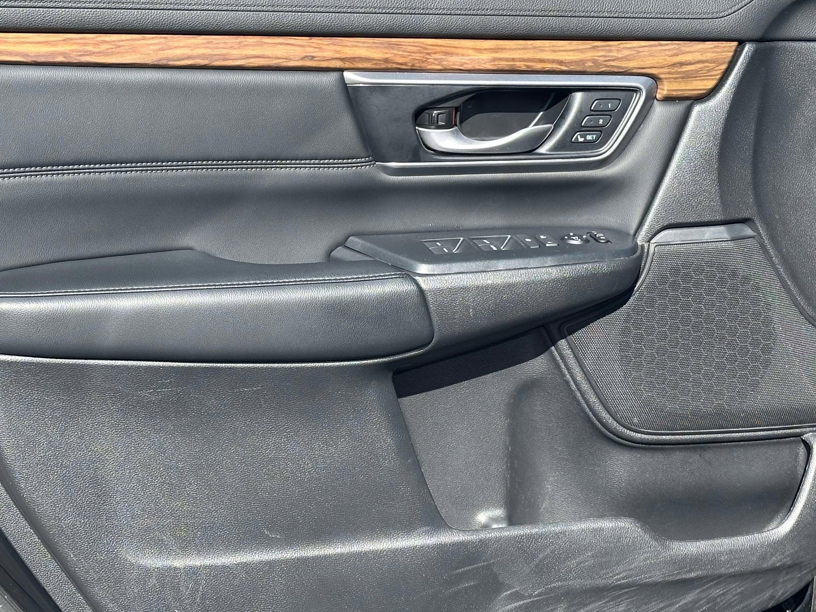 Used 2022 Honda CR-V Touring image 23