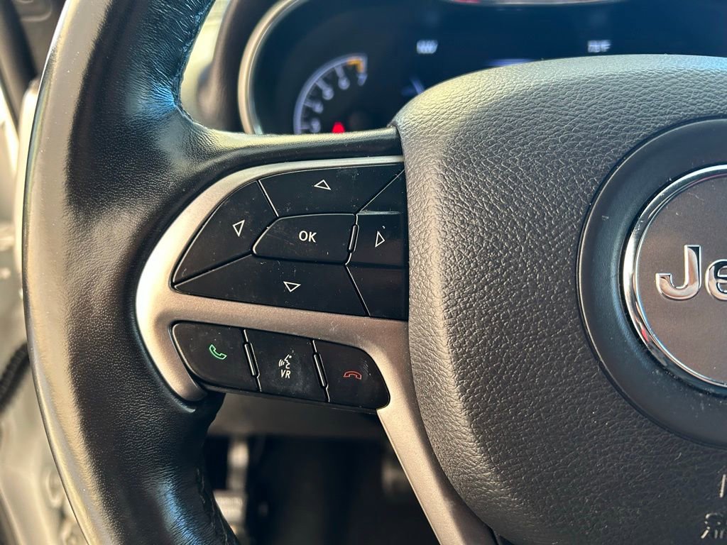 Used 2019 Jeep Grand Cherokee Limited image 35