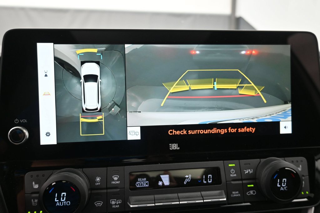 Used 2026 Toyota Grand Highlander AWD Hybrid image 25