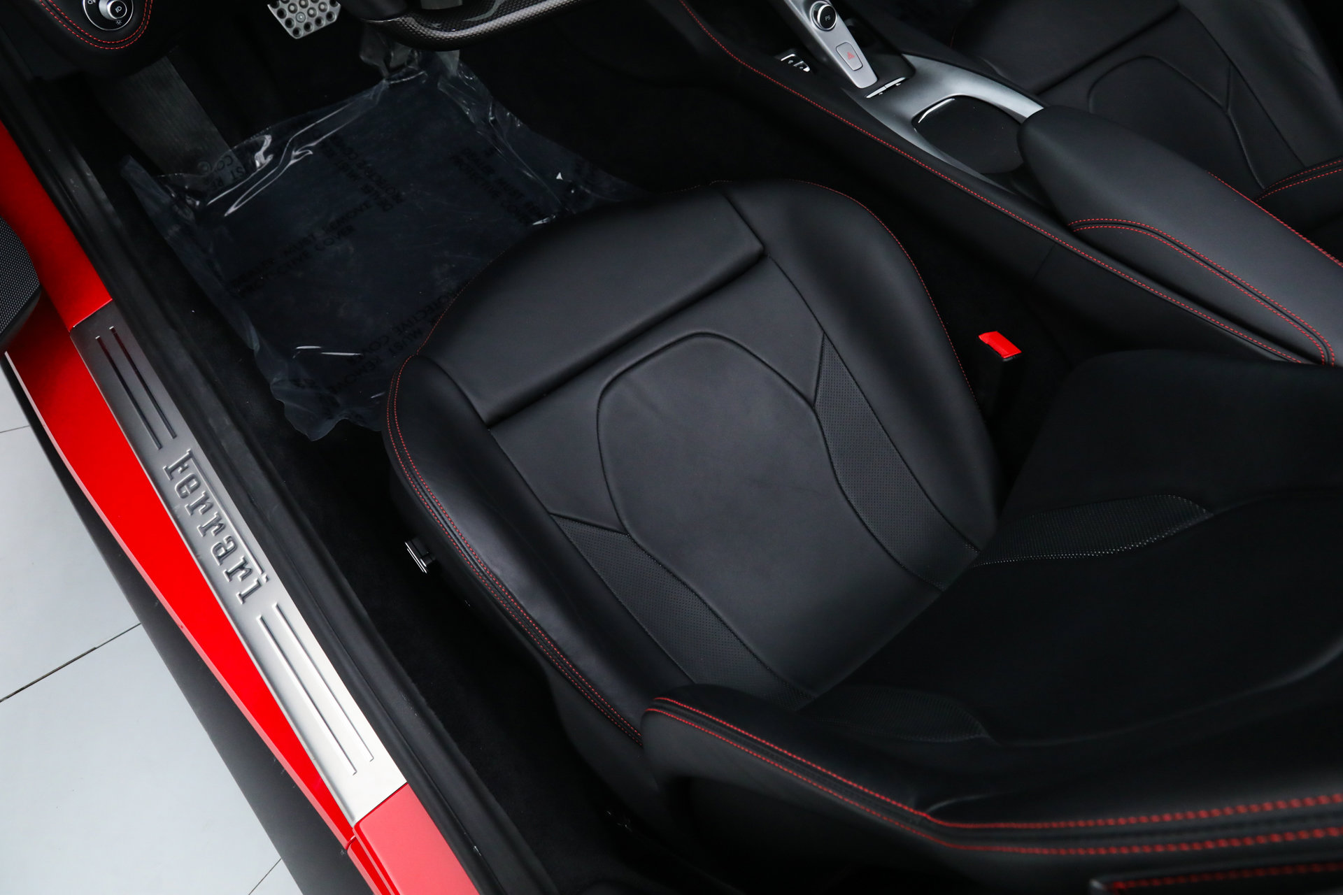 Certified 2023 Ferrari Portofino M image 28