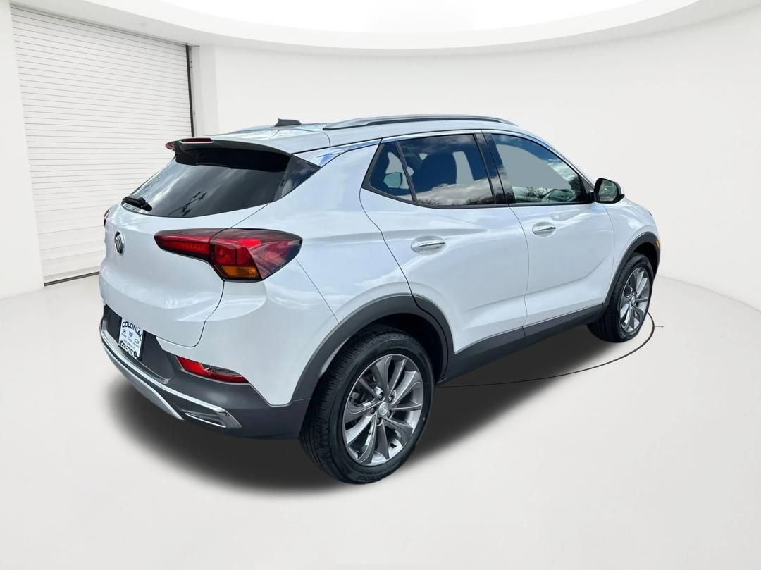 Certified 2022 Buick Encore GX Essence w/ Experience Buick Package AWD/4WD image 5