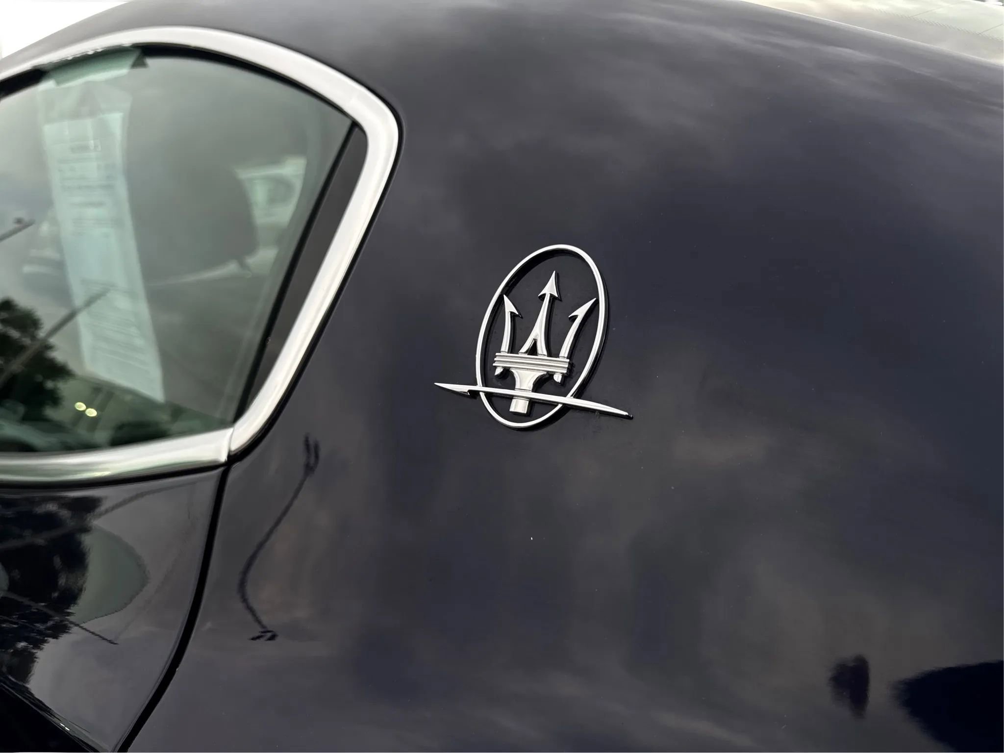 Used 2020 Maserati Ghibli S image 38