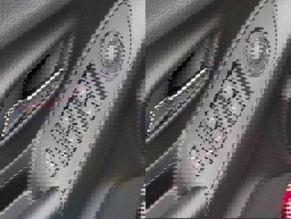 Certified 2022 Chevrolet Trax LT w/ Sport Edition image 16