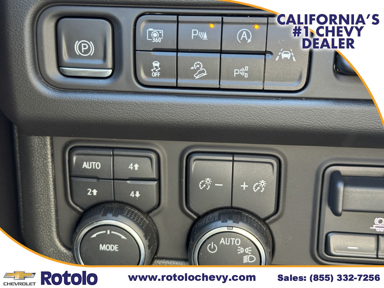 Used 2023 Chevrolet Tahoe High Country w/ Advanced Technology Package AWD/4WD image 25
