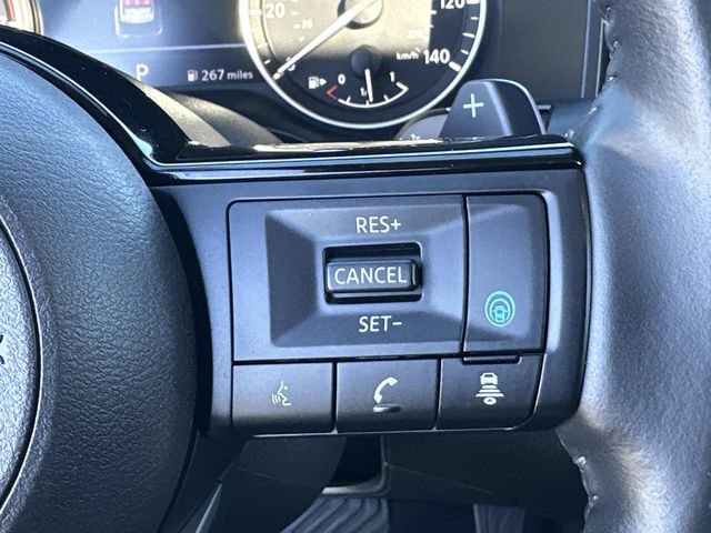 Used 2023 Nissan Rogue SV w/ SV Premium B Package image 22