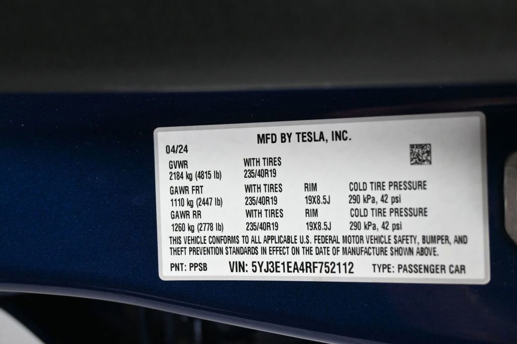 Used 2024 Tesla Model 3 Standard Range RWD image 2