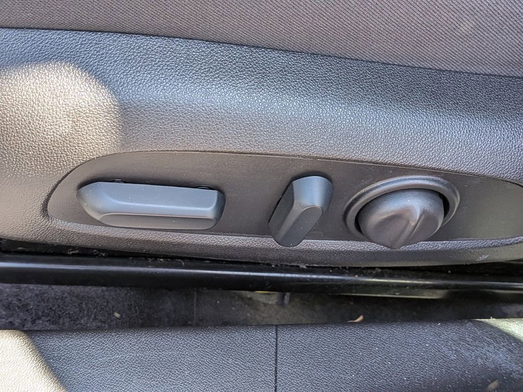 Used 2024 Chevrolet Malibu LT FWD image 19