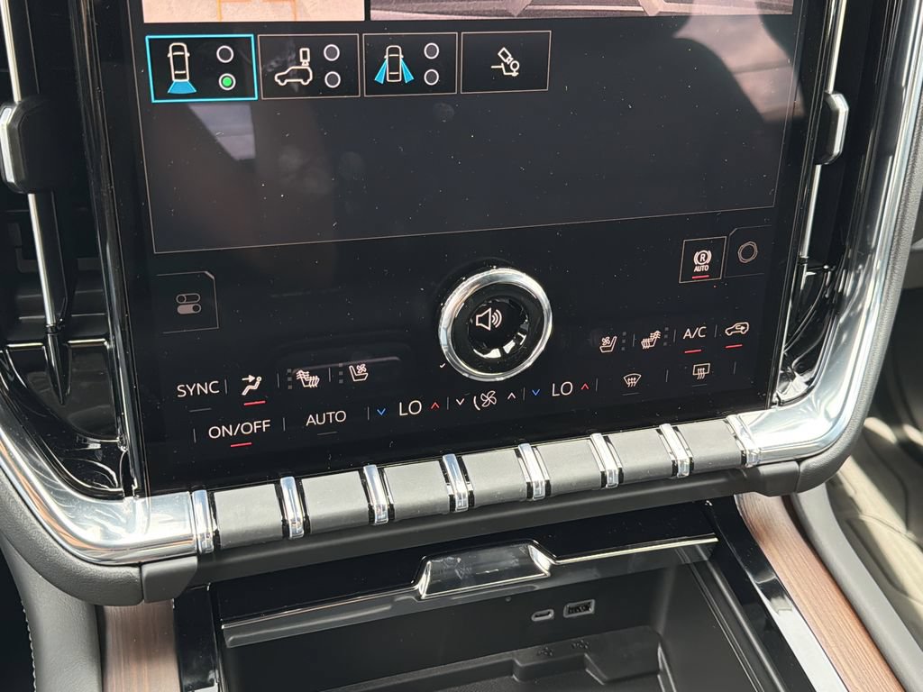 New 2026 GMC Yukon Denali w/ Advanced Technology Package RWD image 6