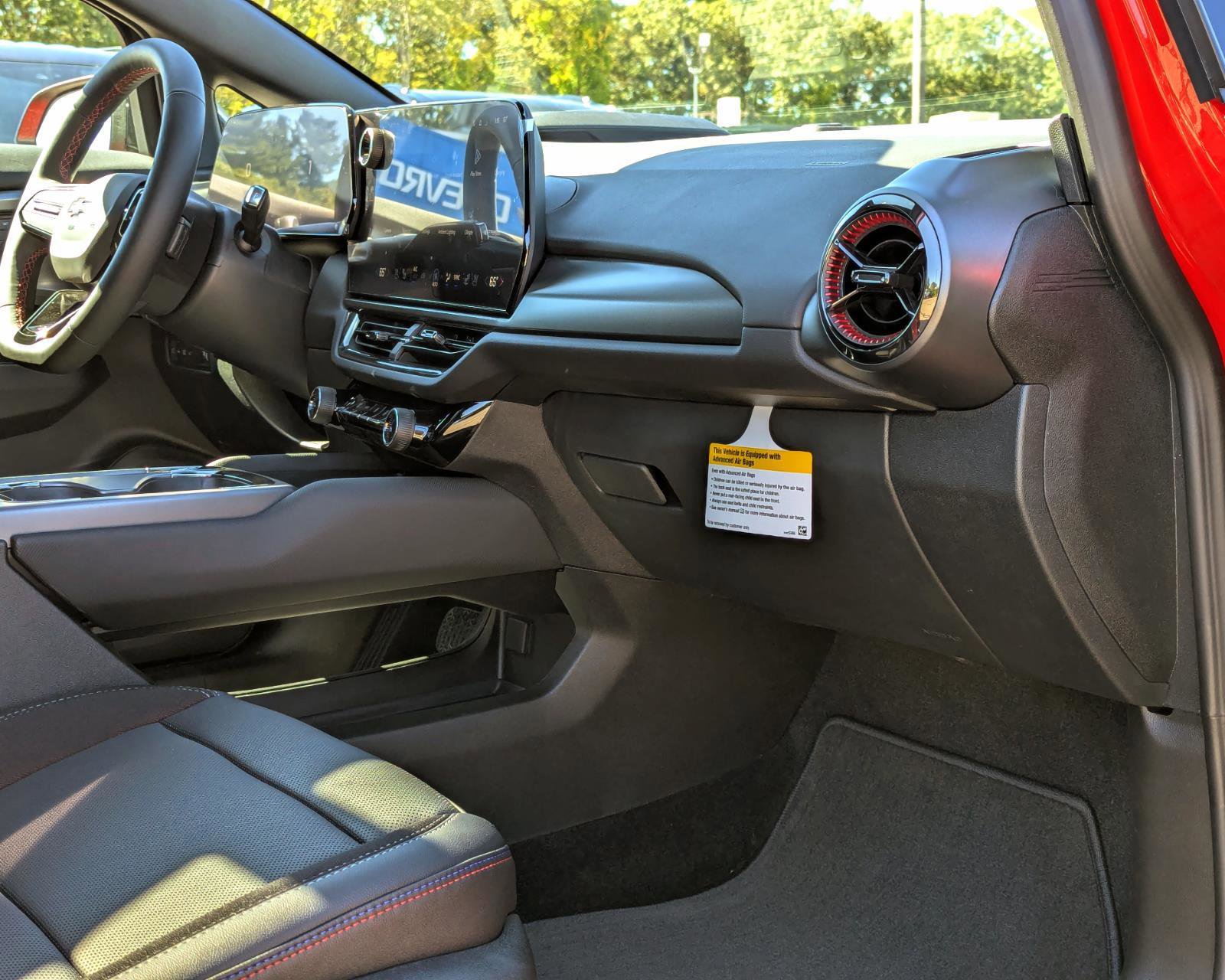 New 2026 Chevrolet Equinox EV RS image 25