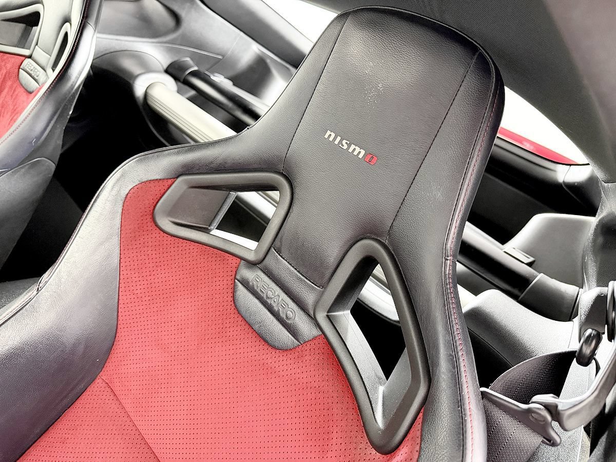 Used 2016 Nissan 370Z NISMO RWD image 35