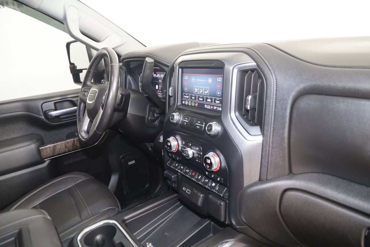 Used 2021 GMC Sierra 3500 Denali w/ Denali Ultimate Package AWD/4WD image 46