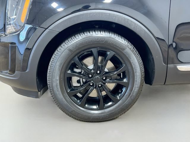 Used 2022 Kia Telluride LX AWD/4WD image 32