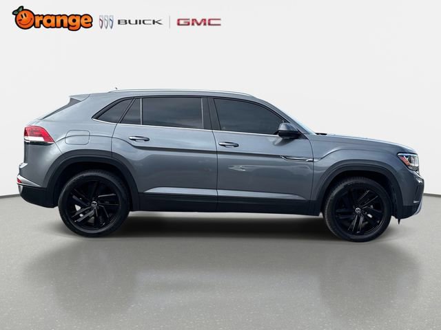 Used 2023 Volkswagen Atlas Cross Sport SE w/ Black Wheel Package FWD image 2