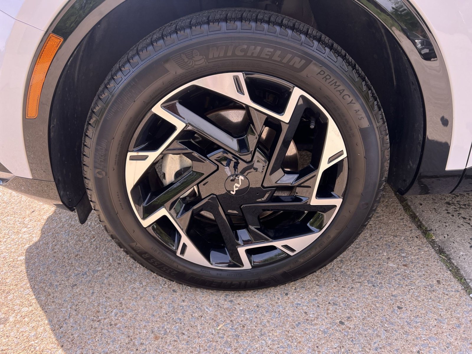 Used 2024 Kia Sportage SX image 17