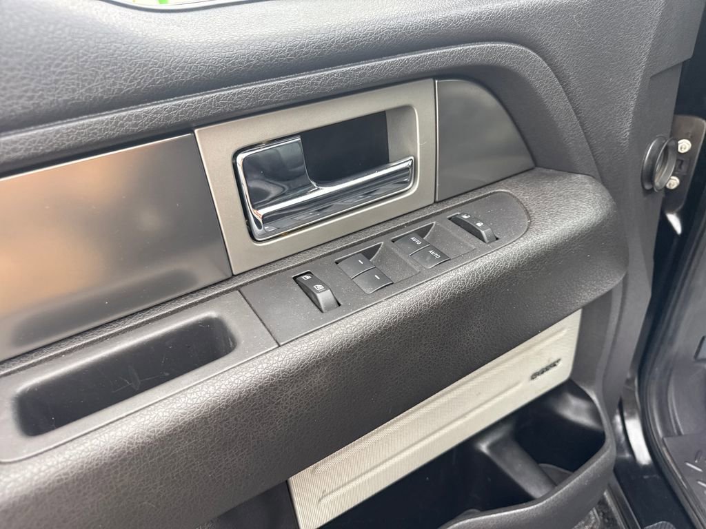 Used 2014 Ford F150 Raptor w/ Equipment Group 801A Luxury image 27