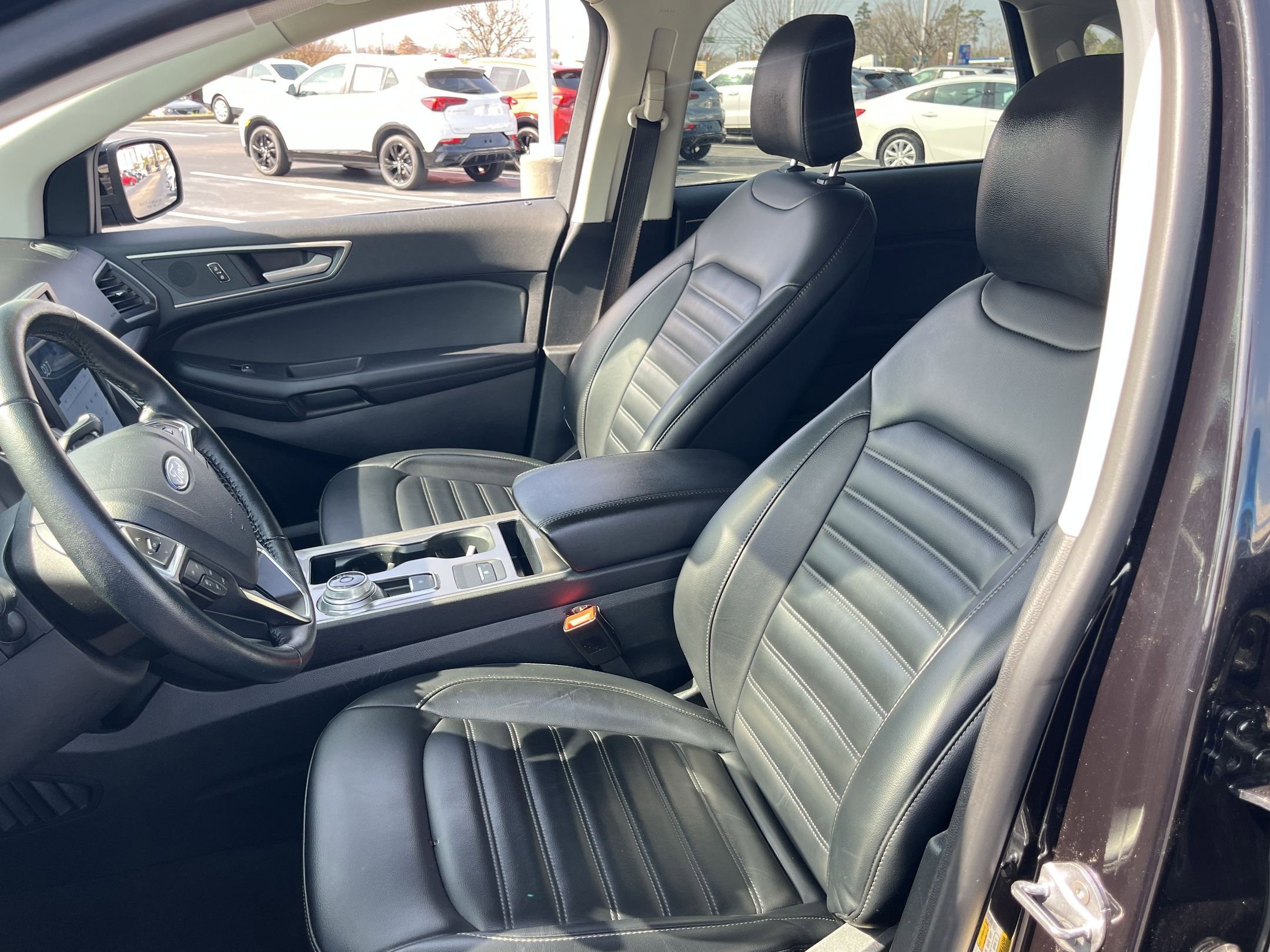 Used 2024 Ford Edge SEL image 14