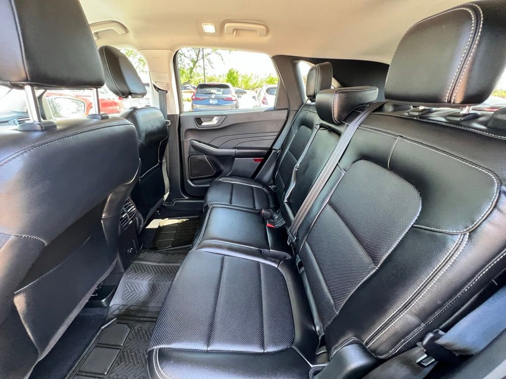 Used 2022 Ford Escape Titanium AWD/4WD image 21