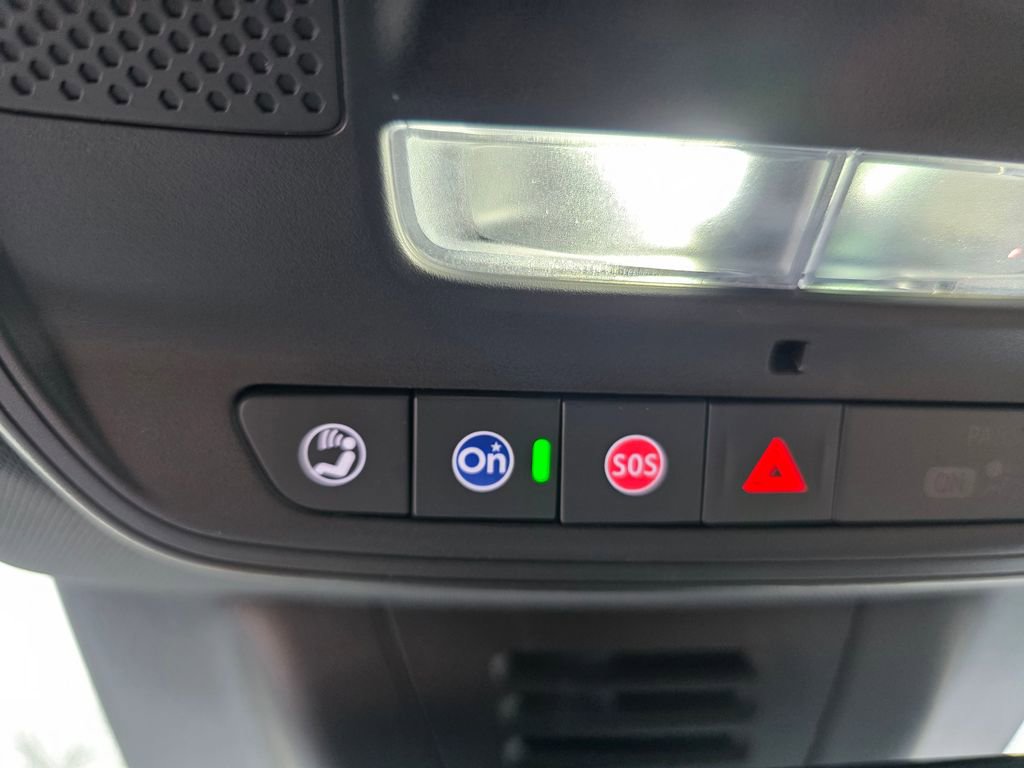 Certified 2025 Chevrolet Equinox EV LT image 25