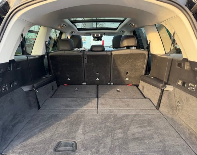 Used 2026 Mercedes-Benz GLS 450 4MATIC image 10