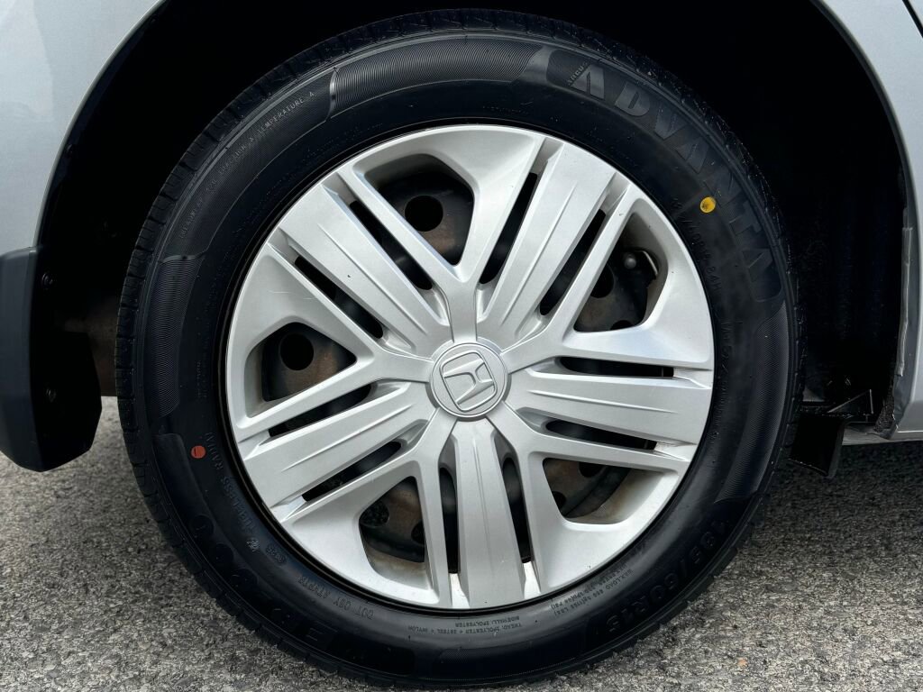 Used 2019 Honda Fit LX image 11