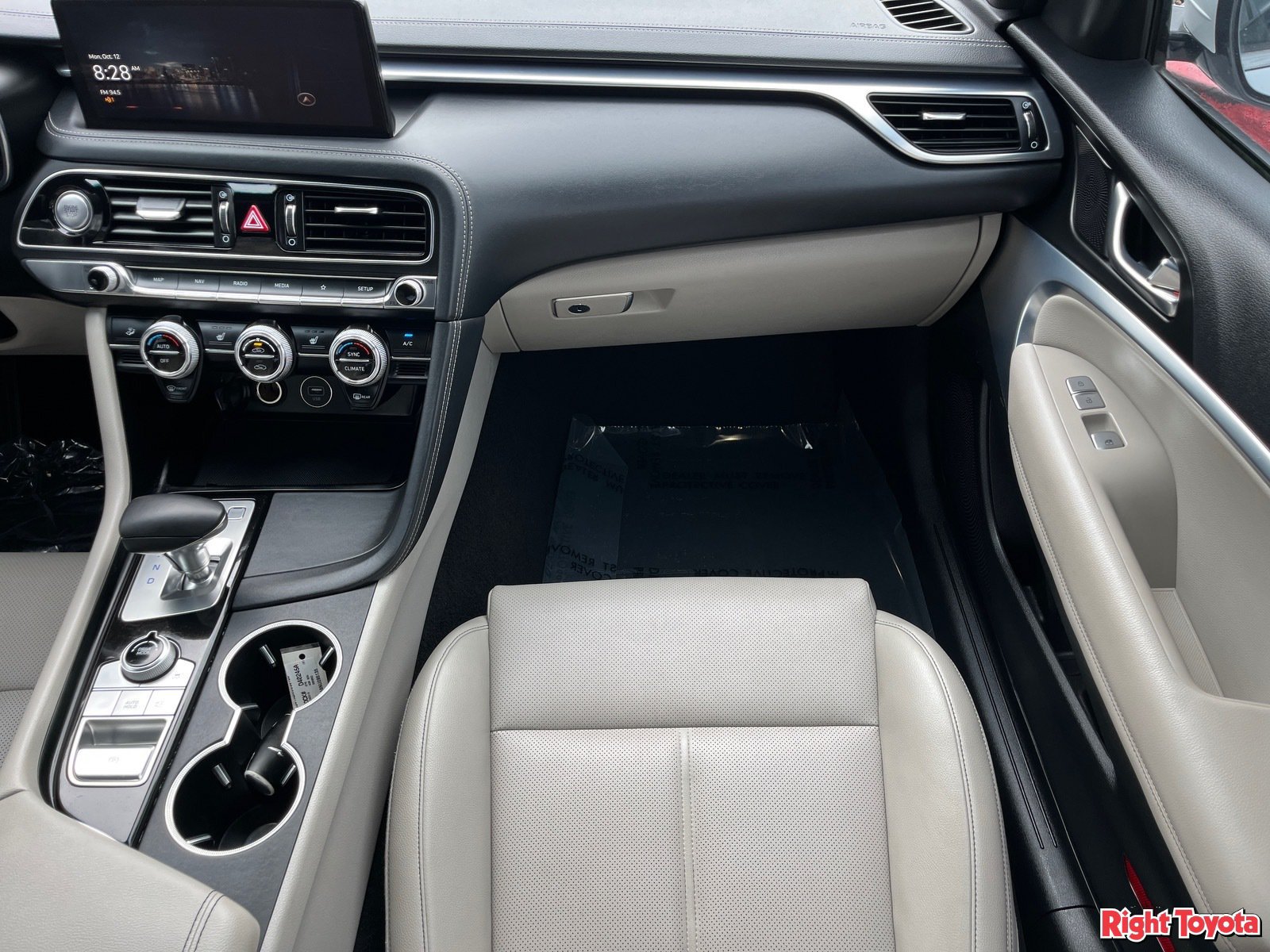 Used 2022 Genesis G70 2.0T RWD image 18