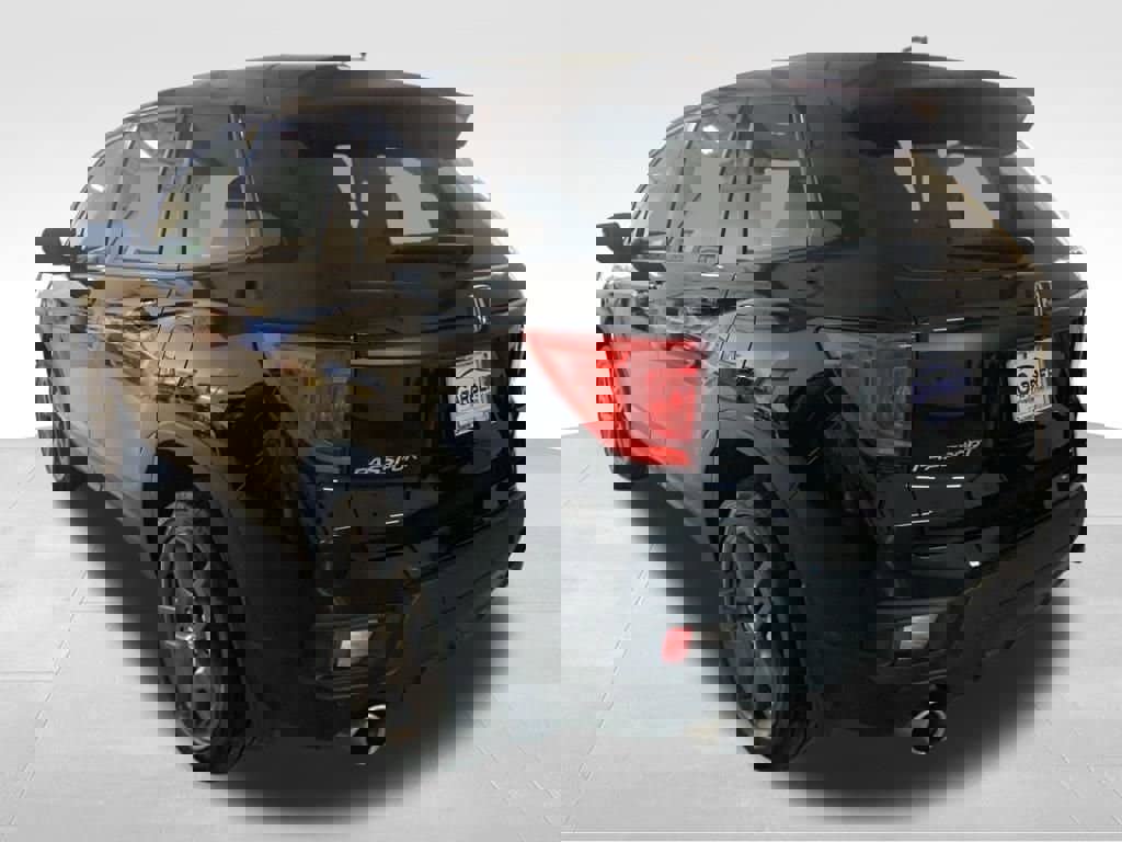 Used 2023 Honda Passport EX-L image 3