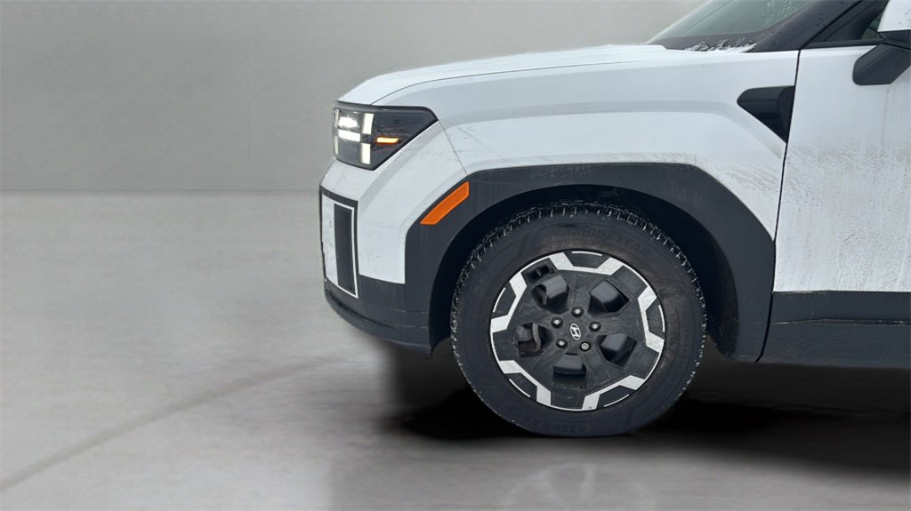 Used 2025 Hyundai Santa Fe SE image 9