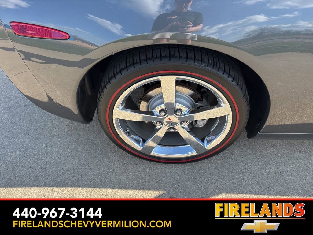 Used 2010 Chevrolet Corvette Coupe w/ 1LT image 40