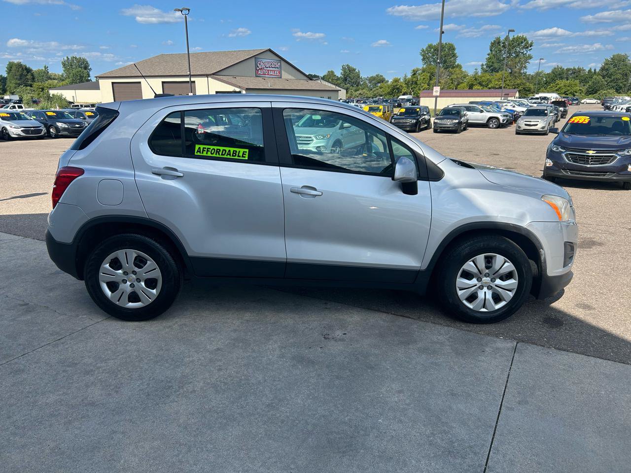 Used 2016 Chevrolet Trax LS FWD image 5