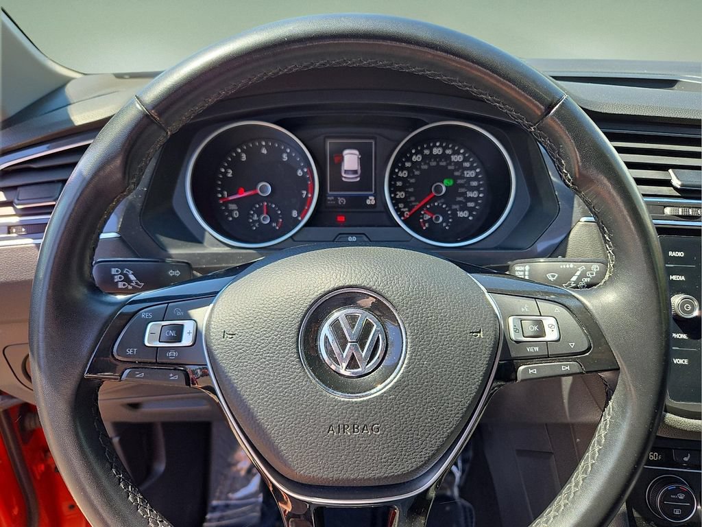 Used 2019 Volkswagen Tiguan SE w/ Panoramic Sunroof Package AWD/4WD image 19
