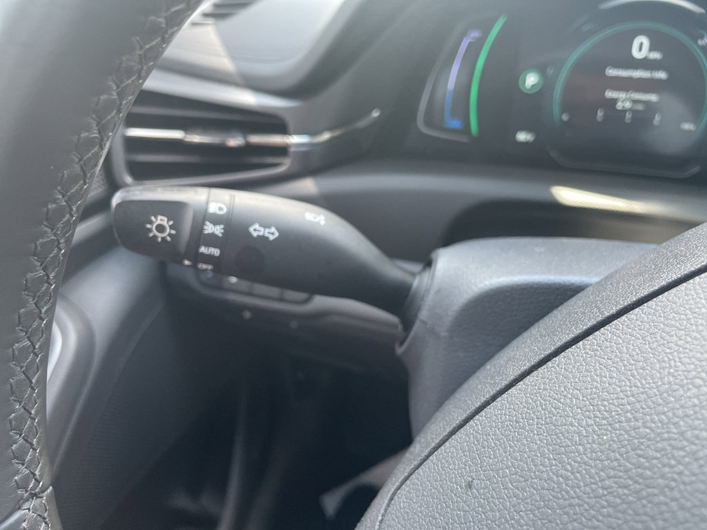Used 2021 Hyundai Ioniq Limited FWD image 21