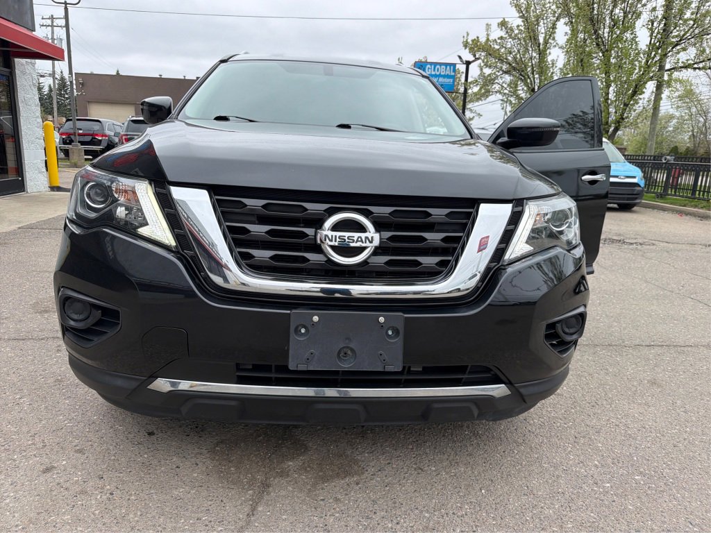 Used 2020 Nissan Pathfinder S AWD/4WD image 13
