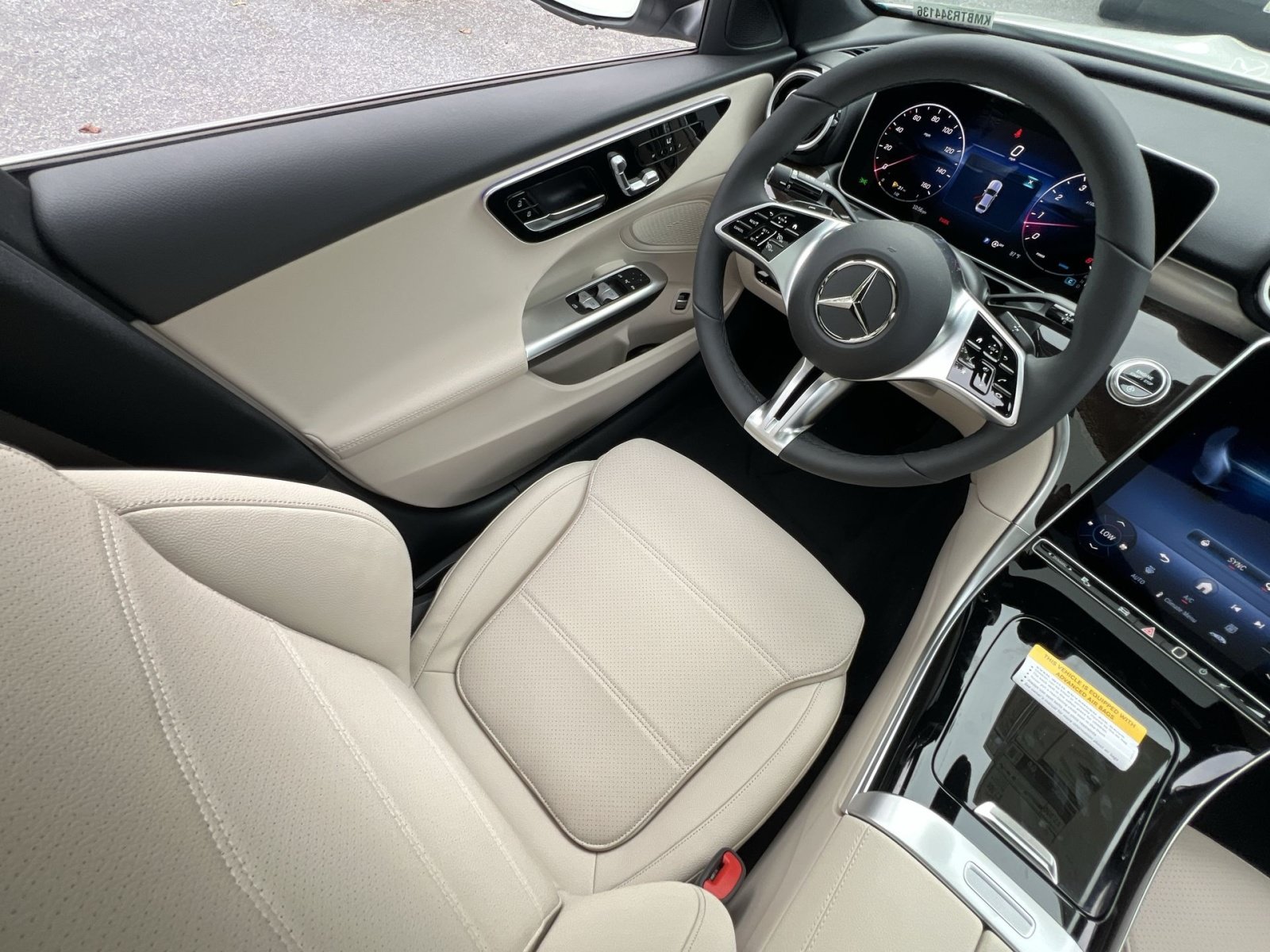 New 2026 Mercedes-Benz C 300 4MATIC Sedan image 16