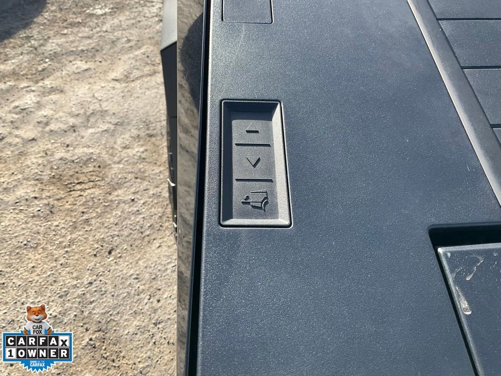 Used 2024 Tesla Cybertruck AWD Crew Cab image 10