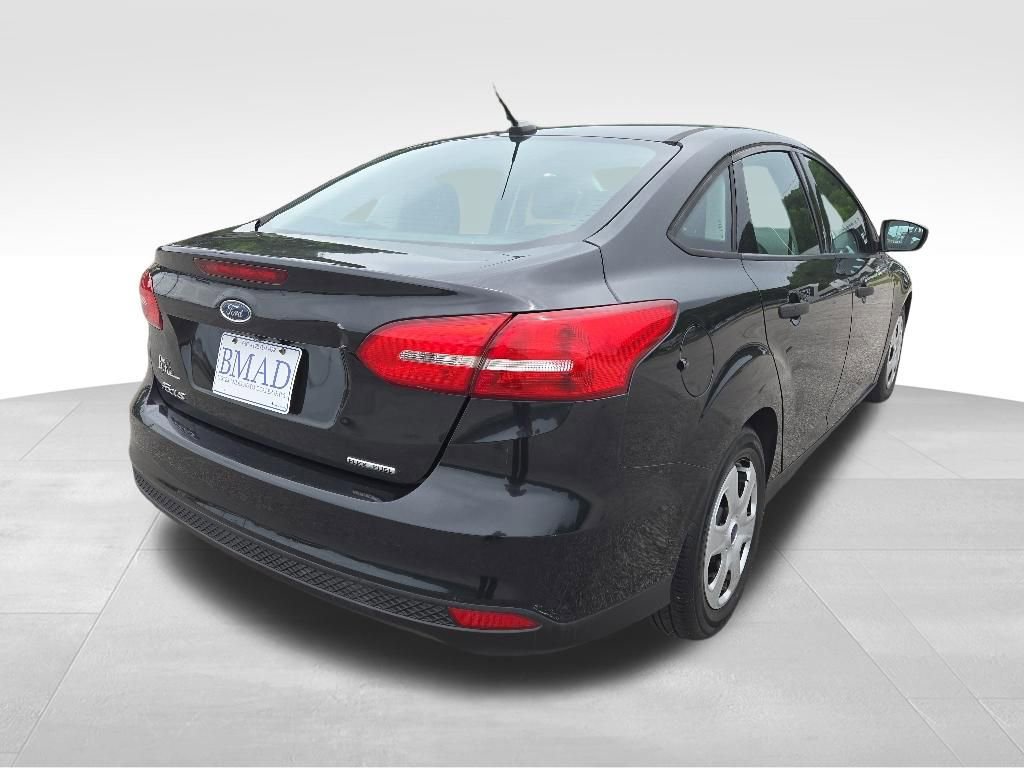 Used 2015 Ford Focus S FWD image 13