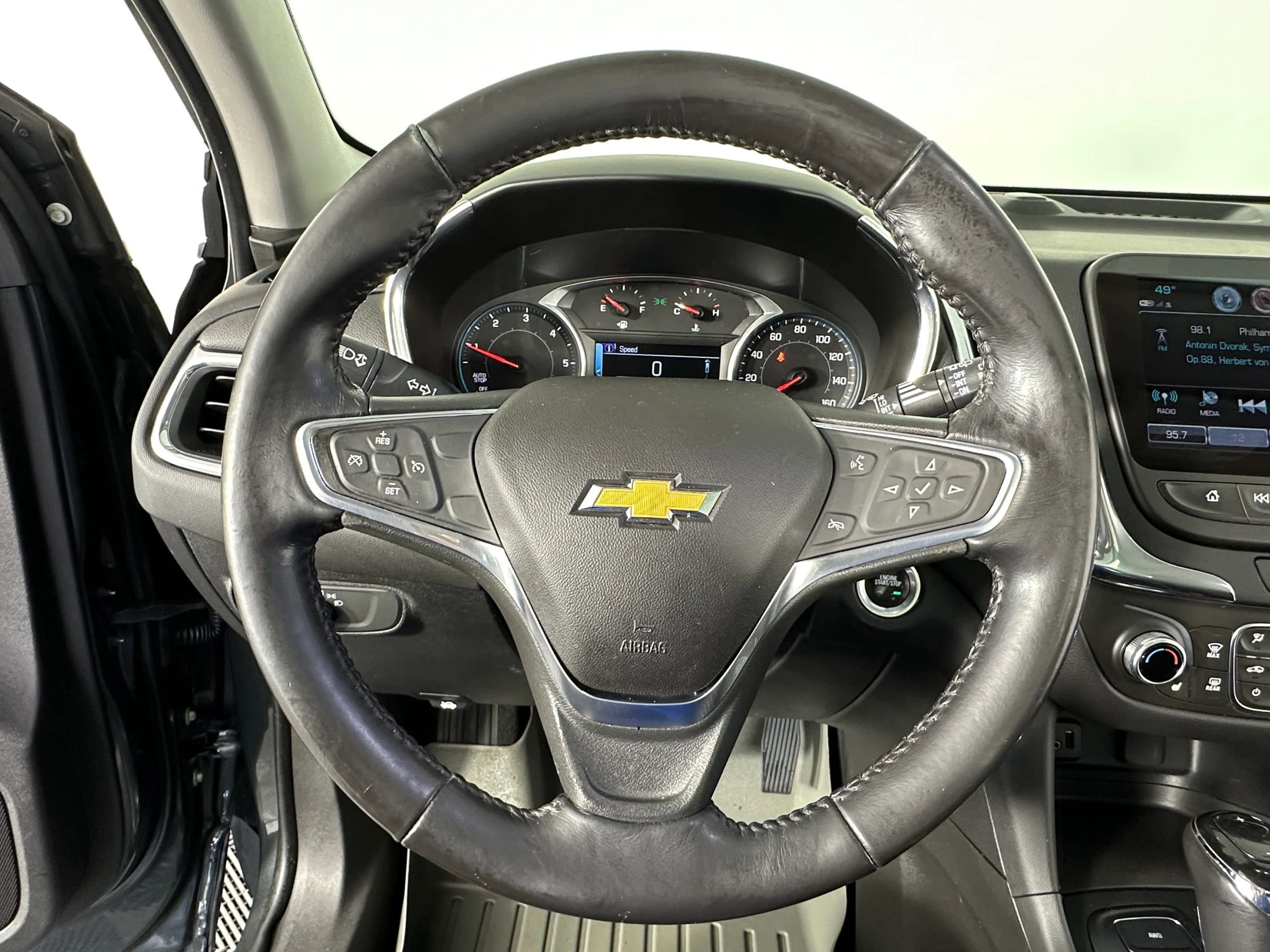 Used 2018 Chevrolet Equinox LT w/ Sun & Infotainment Package AWD/4WD image 35