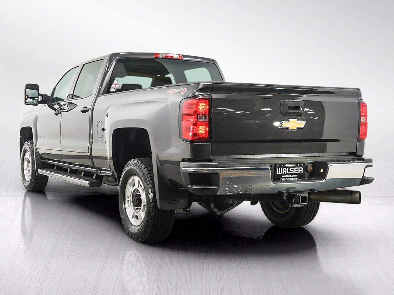 Used 2016 Chevrolet Silverado 2500 LT w/ LT Convenience Package AWD/4WD image 3