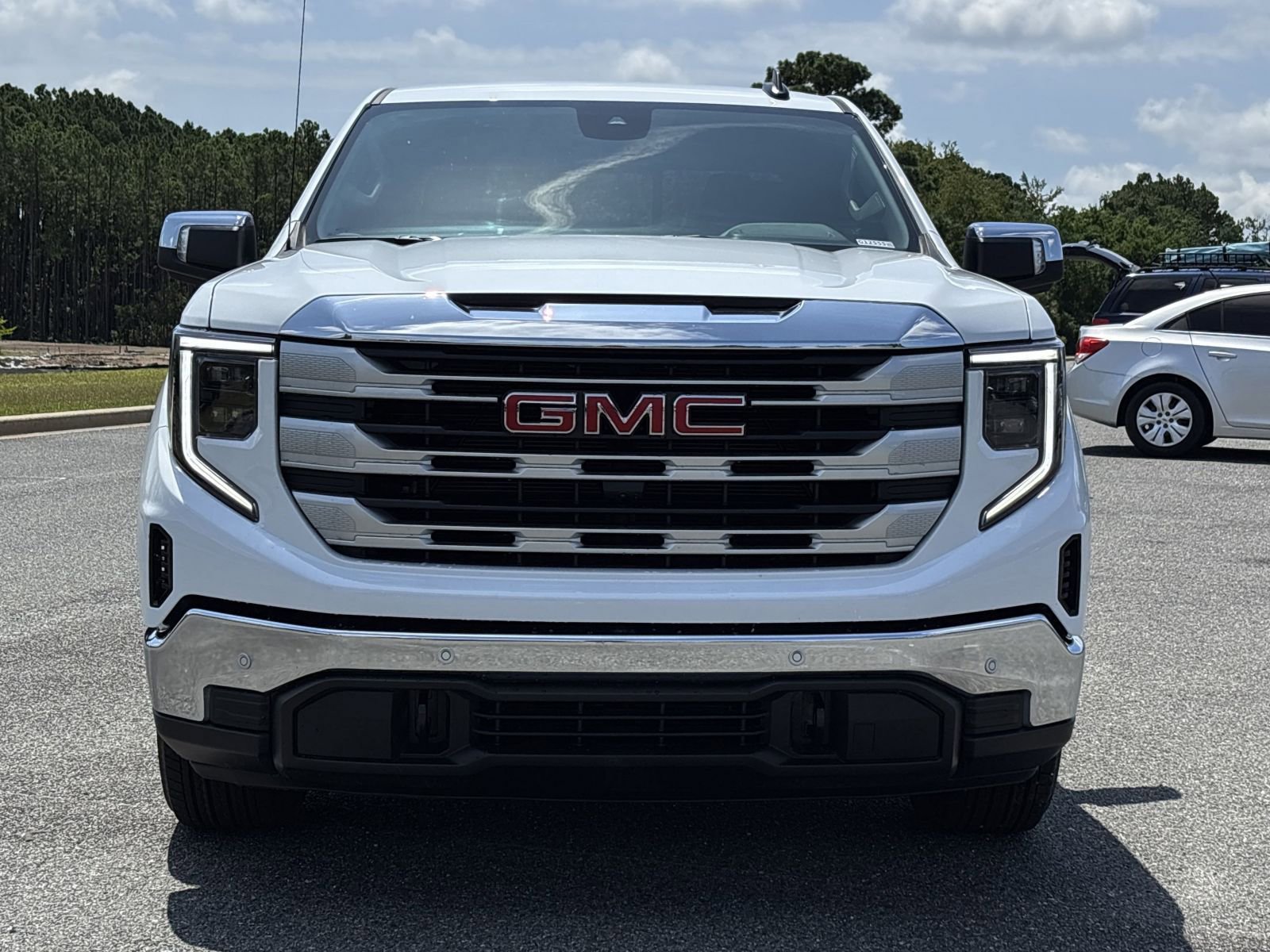 New 2025 GMC Sierra 1500 SLE w/ Preferred Package image 31